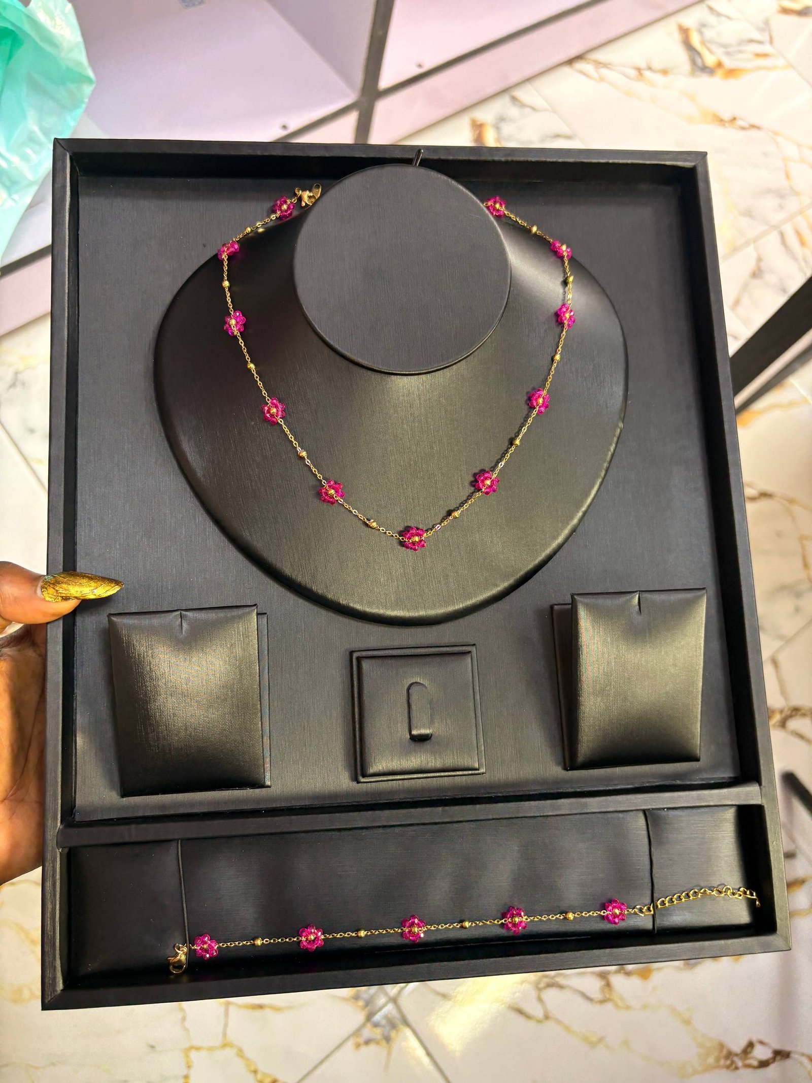 IMG_20260203_200219_574 FLOWER CLOVER NECKLACE - Image 1