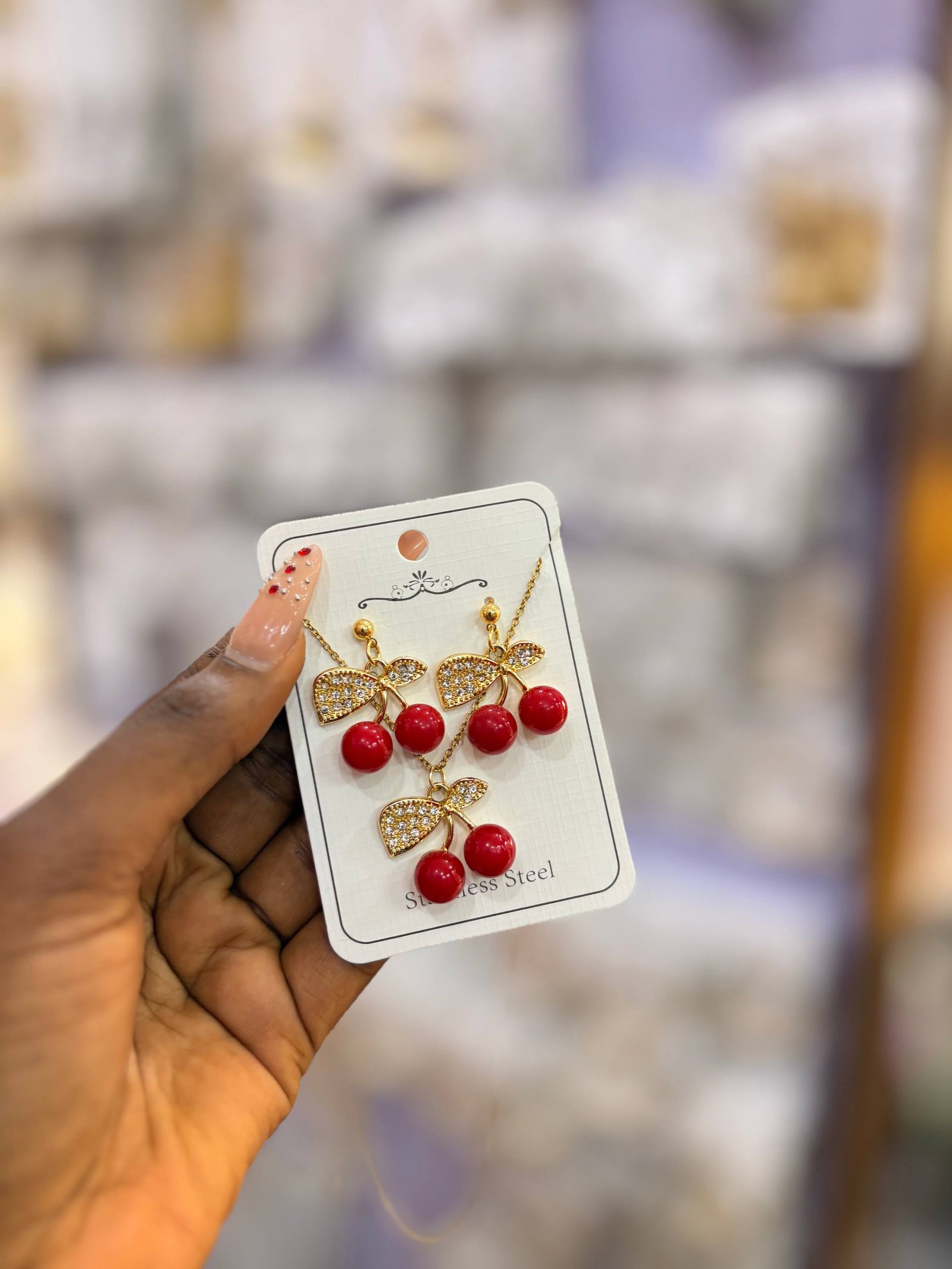 IMG_20260223_151332_443 MEDIUM CHERRY NECKLACE - Image 1