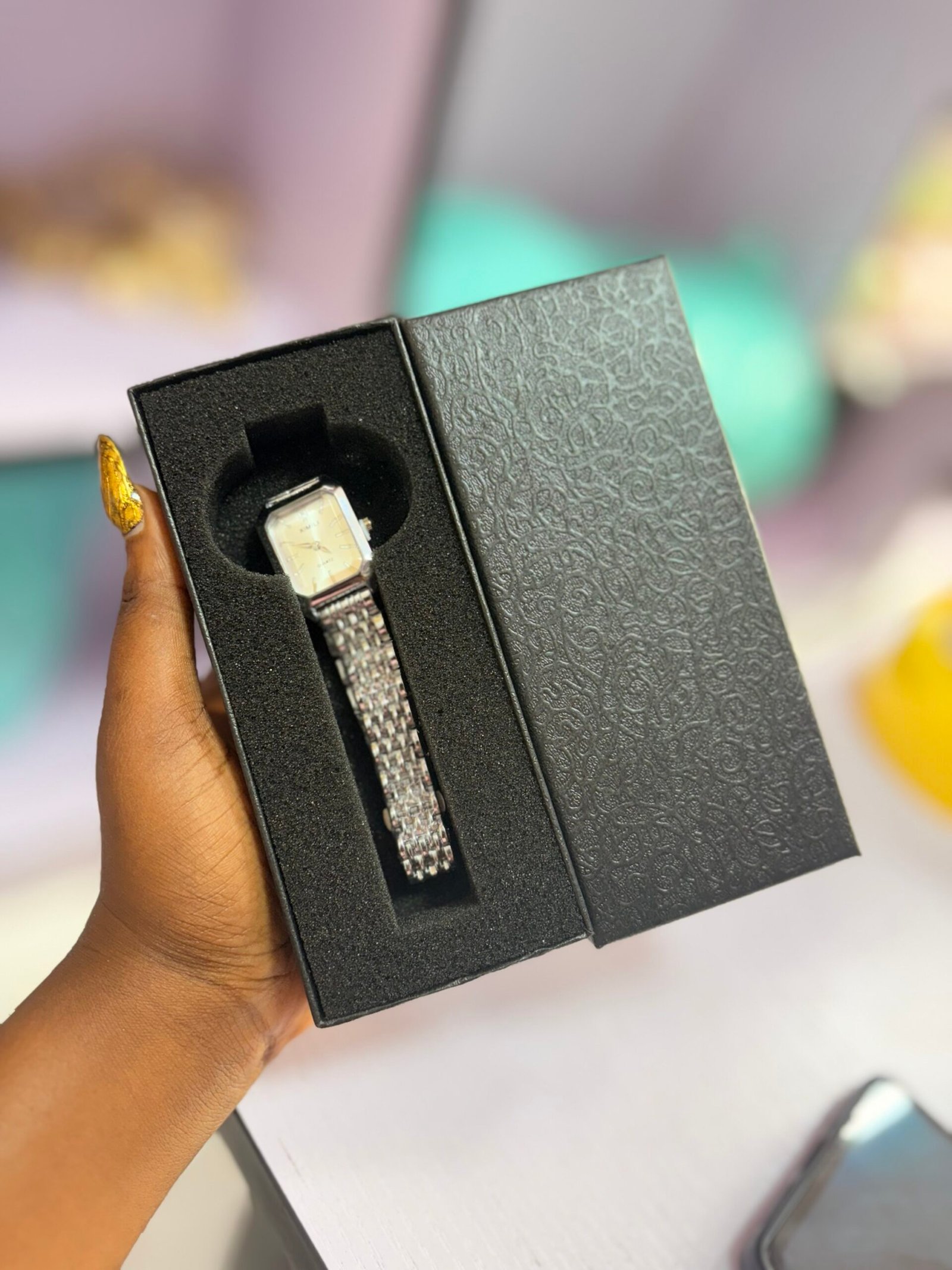 img_1468 WATCH BOX - Image 1