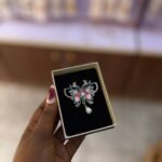 BROOCHES