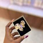 BROOCHES