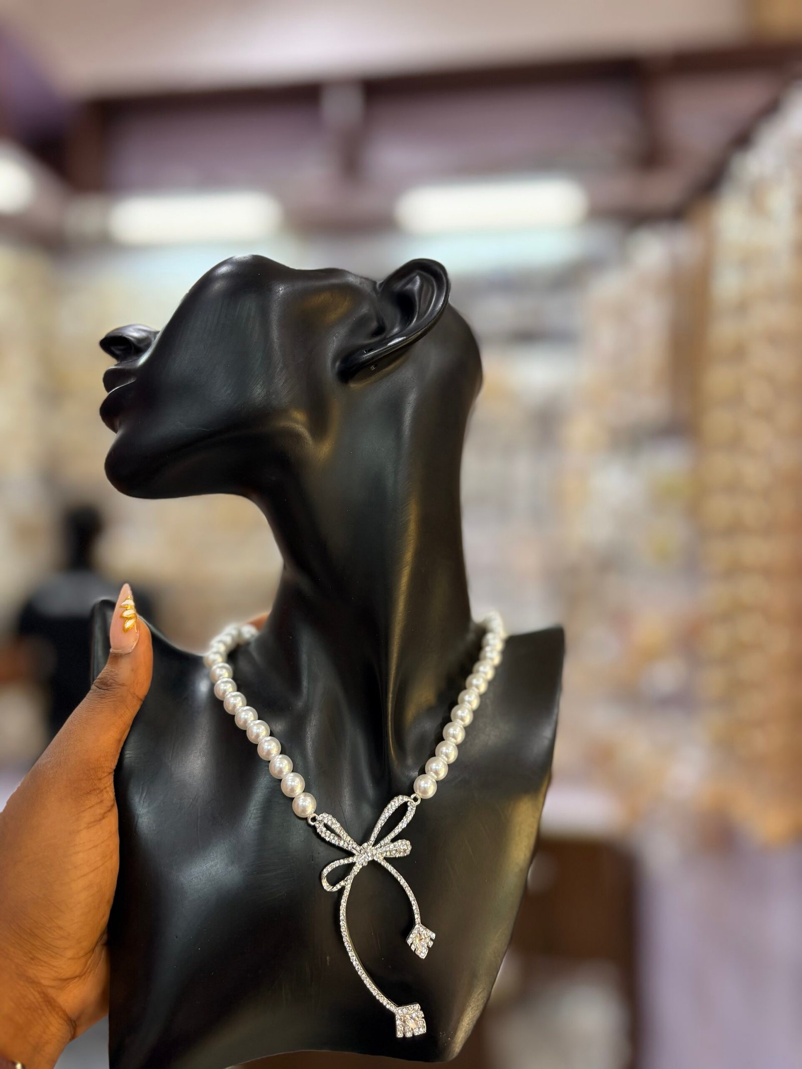 img_0545 SINGLE PEARL NECKLACE - Image 1